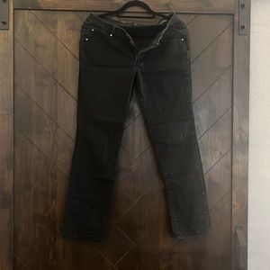 Jag jeans. Size 8. Black. Low rise. Slim leg.